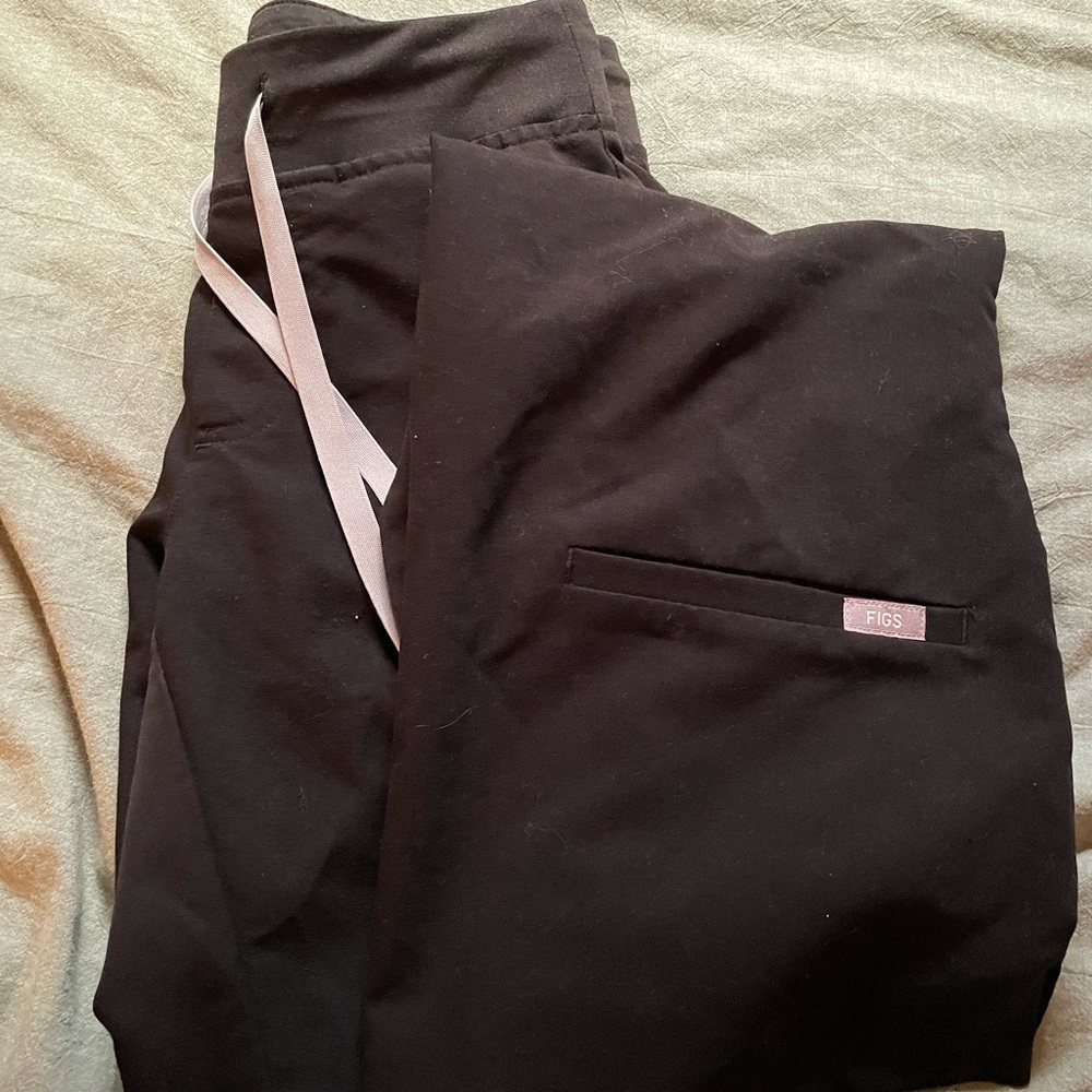 Figs scrubs black set